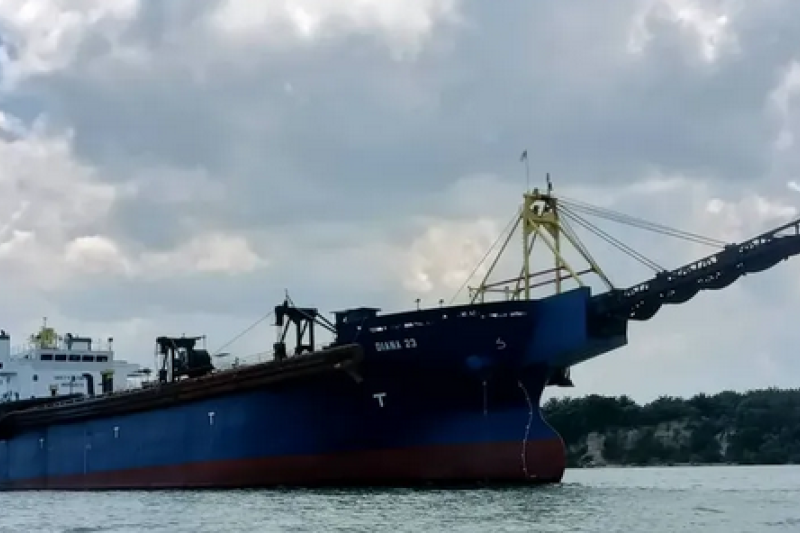 TSHD DIANA 23 at Batu Maung (Penang)