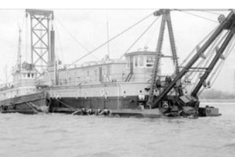 Shuniah - cutter suction dredger