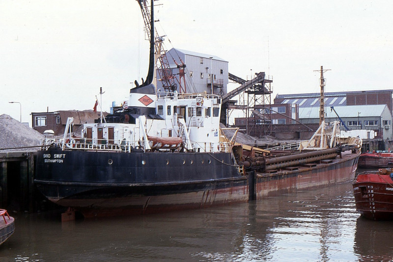 TSHD Sand Swift - Image by Michael Green