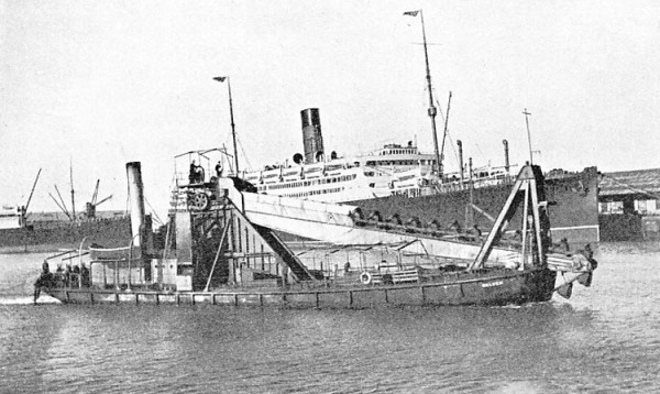 Delver - bucket ladder dredger