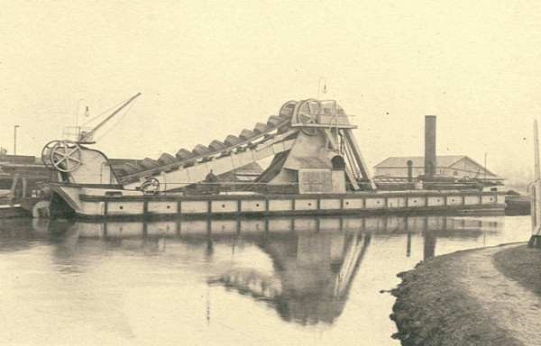 Holland - bucketdredger