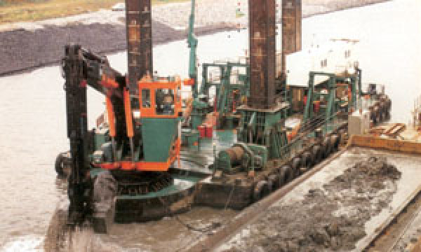 Dinopotes - backhoe dredge - Abeco