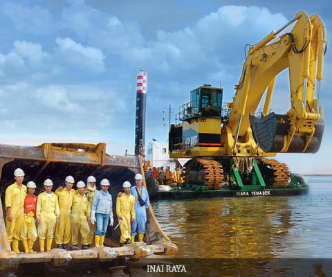 Inai Raya - backhoe dredge