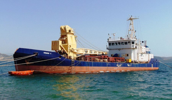 Marianna V - grab dredger