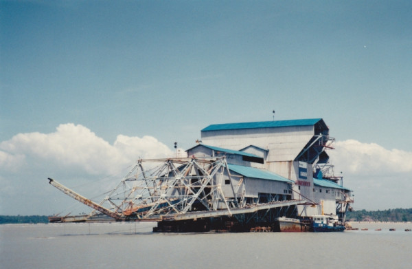 E.B. 27 Rasep TIN DREDGER