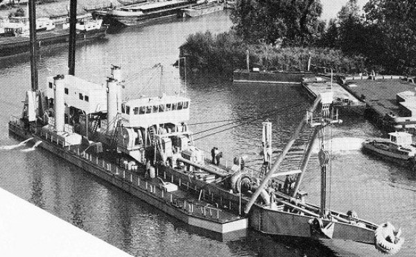 Zeeland I - cutter suction dredger zuiger