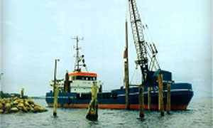 Aase Madsen - grab dredger