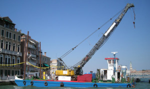 Alberoni - clamshell dredger
