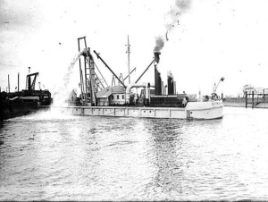Bassin Canal I Barge unloading dredger