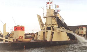 Bayard - bucket ladder dredger