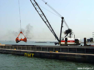 Bubba J - grab dredger