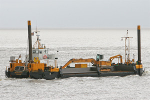 Berghaus - backhoe dredge