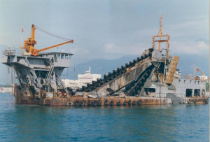 Beaver Chief  (ex Australie) bucketdredger