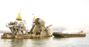 Dracmica Dos - bucket ladder dredger