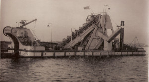 Gorinchem  2 - bucketdredger