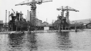 BUCKETDREDGER WITH DISCHARGE INSTALLATION