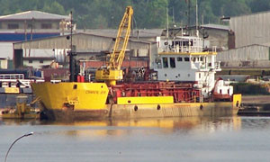 Chantal Biya - grab dredger