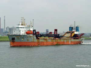 City of London - trailing suction hopper dredger
