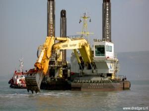 Colbart  - backhoe dredge