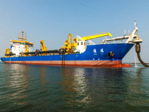 Tong Tu trailing suction hopper dredger