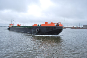 Miika II - splithopperbarge
