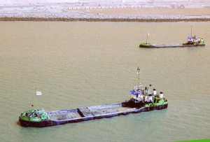 DI 69 hopper barge dredger