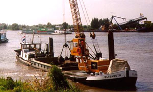 elisabeth - clamshell dredger