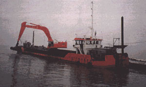 Giuseppe Cucco - backhoe dredge