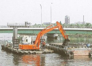 Hakusho - backhoe dredge