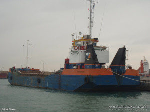 HAM 586 hopper barge dredger