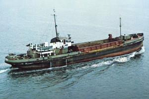 Seastone - *forwards stinging dredgepipe