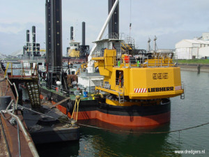 Il Principe - backhoe dredge