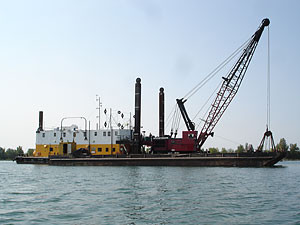 Dredge D6 - Grab dredger