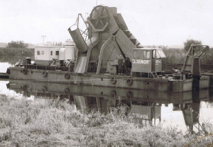 J. Senior bucketdredger