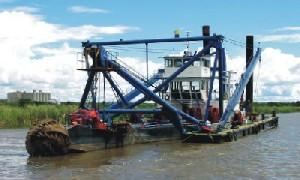 La Heroica  - cutter suction dredger