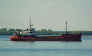 Lapominka selfpropelled hopper barge