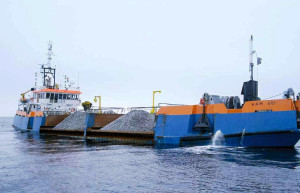 HAM 601 SIDE STONE DUMPING VESSEL