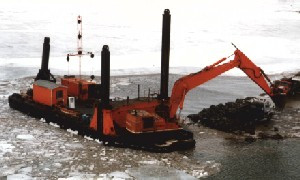 Long John - backhoe dredge