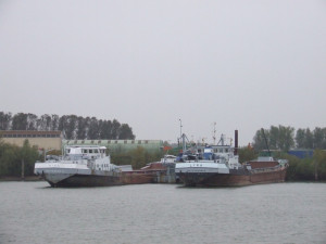 Mira - hopper barge