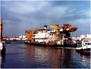 332-C Misiones cutterdredger