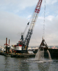 MUKILTEO - clamshell dredger