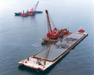 Dredge No. 55 grab dredger clamshell