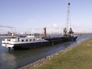 Novamente - grab dredger