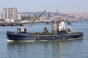 Orion 2-Grab dredger