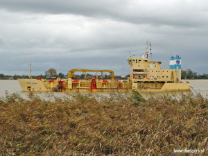 Pierre Lefort - trailing suction hopper dredger