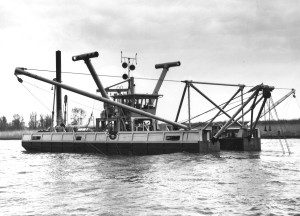Point Noire IHC Giant 1800 dismountable cutterdredger