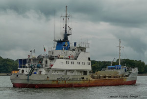 Saules Krastas hopper barge dredger