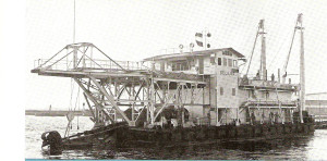 Selajar - tin dredger