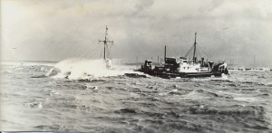 Alphons Frans -suction hopper dredger with stinging pipe