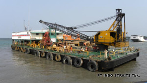 Straits Stephen - clamshell dredger